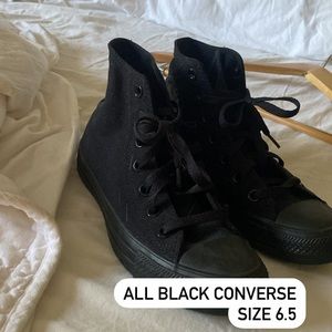 Converse all black